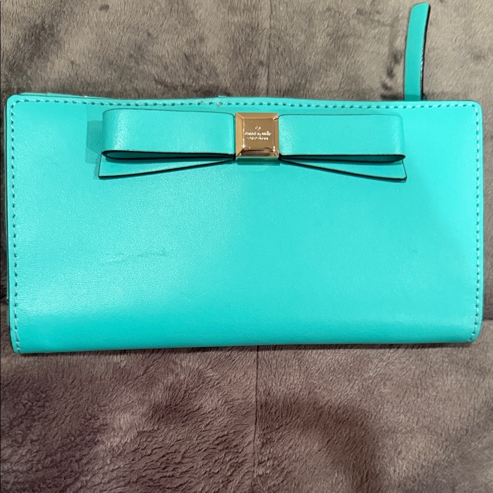 Kate Spade Wallet - Picture 2 of 6